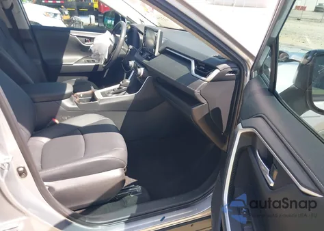 2021 Toyota Rav4 Limited from USA, damaged, VIN 2T3Y1RFV3MC135662